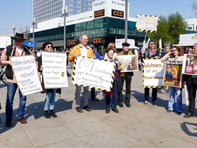 Demonstration für Milieuschutz MieterWerkStadt Charlottenburg bei einer Berliner Mieterdemonstration für Milieuschutz und bezahlbaren Wohnraum