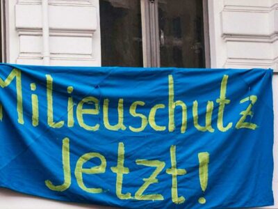 Milieuschutz jetzt Transparent „Milieuschutz jetzt“ der MieterWerkStadt Charlottenburg zum Schutz vor Verdrängung