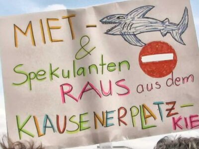 Gegen Mietspekulation am Klausenerplatz Protestschild gegen Miete und Spekulanten am Klausenerplatz bei einer Berliner Mieterdemonstration
